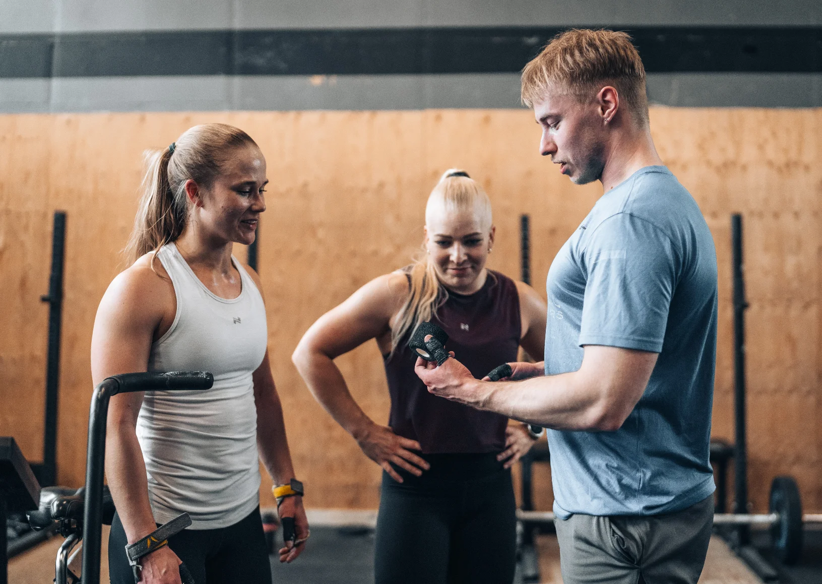 CrossFit-välineet esittelyssä